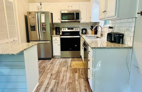 Lynchburg House | Ample Home in a Central Location!