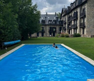 Taull Apartment | Amplio apartamento con jardín y piscina Herbasabina 5