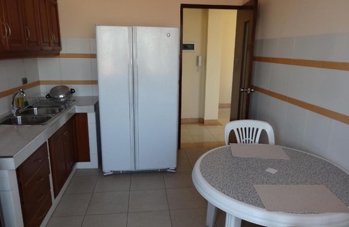 Cochabamba Apartment | AMPLIO COMODO