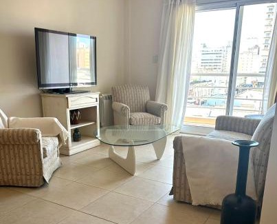 Bahia Blanca Apartment | Amplio y céntrico depto de 2 habitaciones opcional cochera
