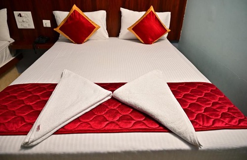 Tirupati Hotel | AMULYAM RESIDENCY