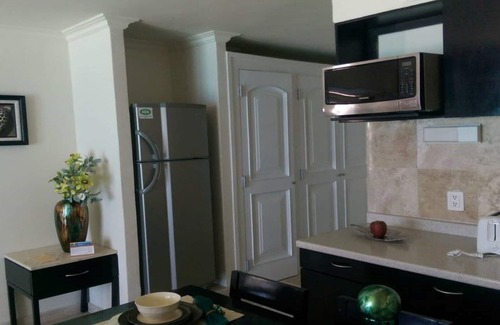 Punta Cancun Apartment | An amazing suite for 4 people (including minors)