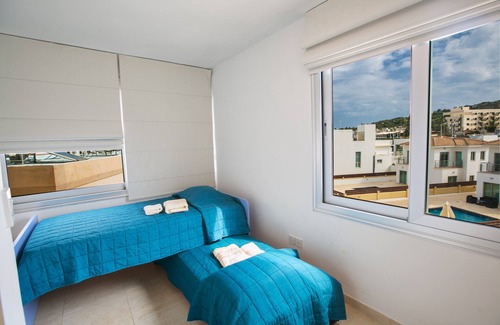 Protaras Cottage | An apartment that sleeps 6 guests in 3 bedrooms