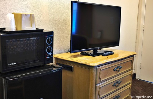 Anaheim Resort Hotel | Anaheim Discovery Inn & Suites