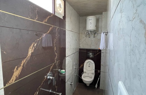 Deoghat Bed & Breakfast | Anand residency