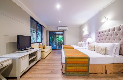 Khao Takiab Hotel | Anantasila Beach Resort Hua Hin