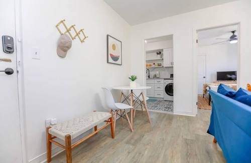 Cottage Line Apartment | Anchor Breeze | Sojourn | Steps to the Beach