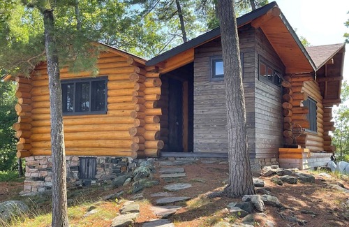 The Archipelago Cabin | Anchor Island, an enchanting historic jewel