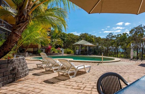 Point Lookout Hotel | Anchorage on Straddie