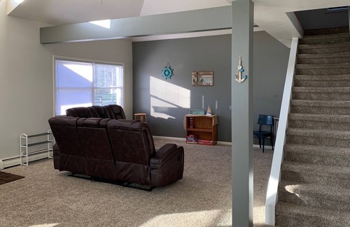 Van Buren Point House | "Anchors Away" Coastal Abode in Van Buren Point