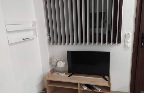 Nea Skioni Apartment | Anchors Aweigh 50m From The Sea
