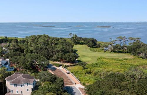 Corolla House | Anchors Down