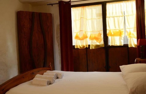 Beauvoisin House | Ancienne Abbaye de Franquevaux Templiers