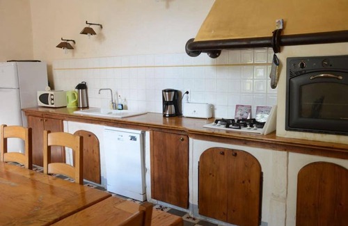 Beauvoisin House | Ancienne Abbaye de Franquevaux Templiers