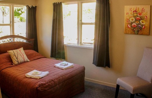 Naseby Hotel | Ancient Briton Budget Accommodation