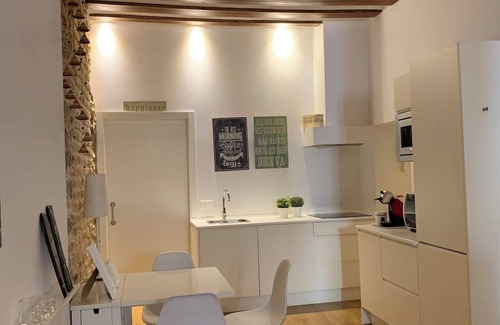 Toledo City Center Apartment | Andimi Biscuits