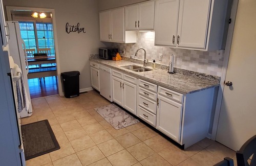 Open Gates House | Andrea Abode
