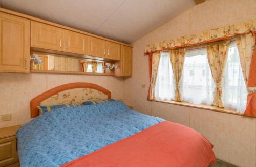 Axminster Resort | Andrewshayes Holiday Park
