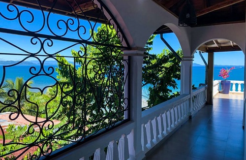 Hell-Ville Apartment | Andromeda : live into a stylish Flat in Hellville!