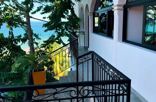 Hell-Ville Apartment | Andromeda : live into a stylish Flat in Hellville!