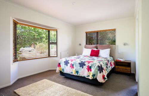 Albert Town House | Andys House