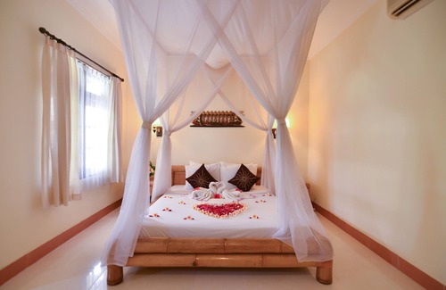 Lovina Hotel | Aneka Lovina Villas and Spa