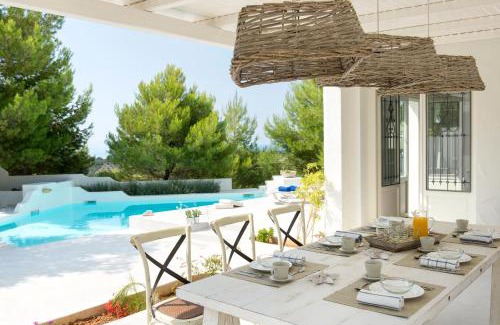Votsi Villa | Anemolia Villas with private pools near the most beautiful beaches of Alonissos