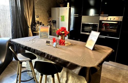 Costieres Apartment | Ange ou démon