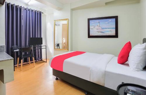 Dona Imelda Hotel | Anglo Residences near SM Mezza