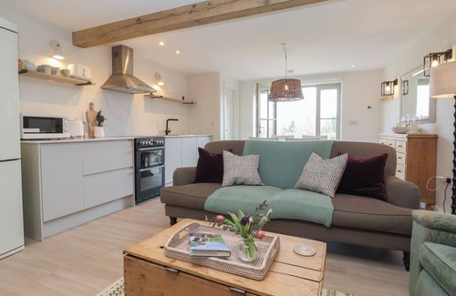 Scawton Cottage | ANGRAM COTTAGE, family friendly, with open fire in Thirsk