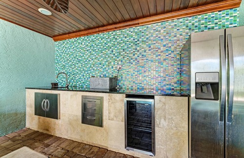 Bradenton Beach House | Anna Maria Island Beach Palace
