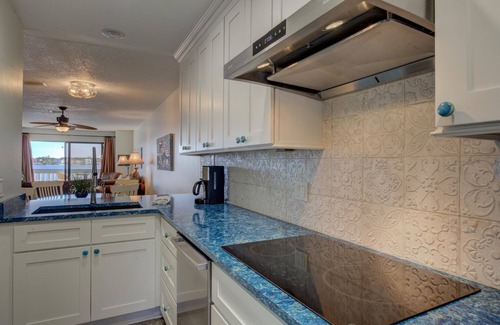 Bradenton Beach Condo | Anna Maria Island Beach Palms 5B