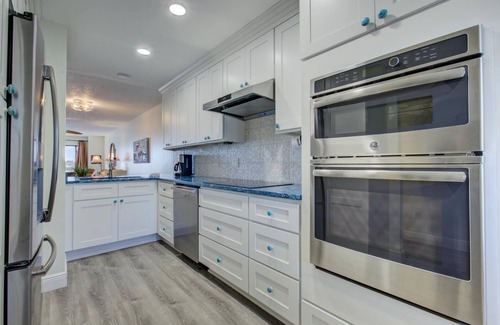 Bradenton Beach Condo | Anna Maria Island Beach Palms 5B