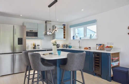Polzeath House | Anneth Lowen