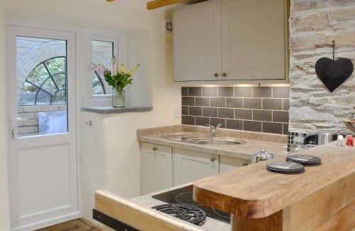 Milton Combe House | Annies Cottage