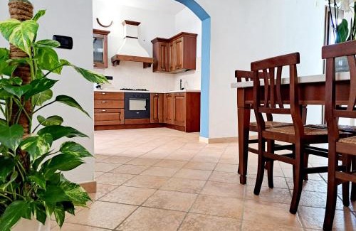 Ghilarza House | Anninnìa Guest House B&B - GhiIarza