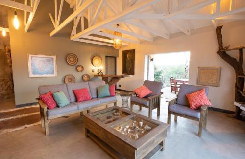 Phalaborwa House | Antares Bush Camp & Umgede Hide