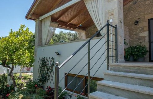 Kissamos House | Anthea Cottage