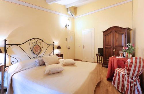 Montecarlo House | Antica Dimora Patrizia