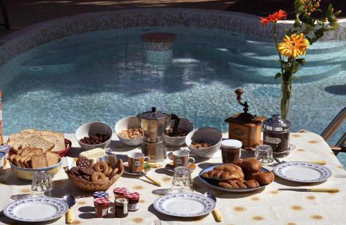 Montaione Apartment | Antica Pietra holiday house with pool