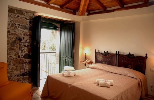 Calatabiano House | Antico Borgo Etneo Country Hotel