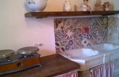 Castiglione d'Orcia Apartment | antico teatro