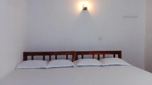Anuradhapura House | Anuhas Family Resort & Water House