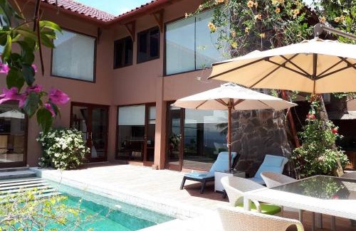 Senggigi Villa | Aomi Villa