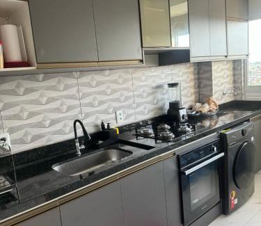 Gilberto Mestrinho Apartment | AP leve castanheira