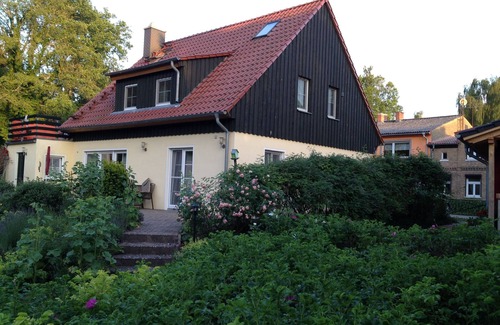 Oberhavel Apartment | Apartment on Haussee on big cultivated land
