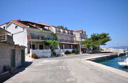 Zaklopatica Apartment | Apartments Ivka (53971-A3) - Zaklopatica - island Lastovo