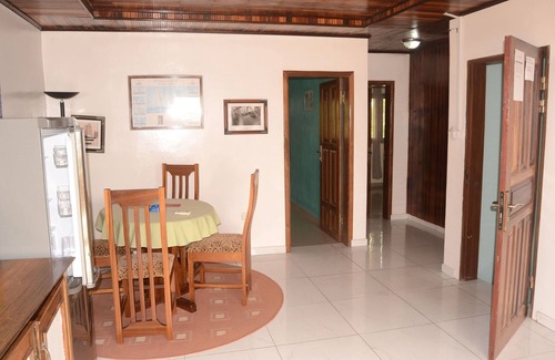 Kribi Apartment | Apart' 2BR/4P · 1st fl. · Balcony · B’fast opt · 2