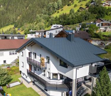 See Apartment | "Apart Edi" inkl SILVRETTA PREMIUM SUMMERCARD