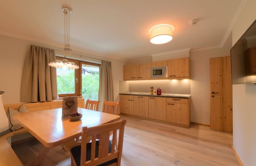 Sankt Anton am Arlberg Hotel | Apart-Hotel San Antonio